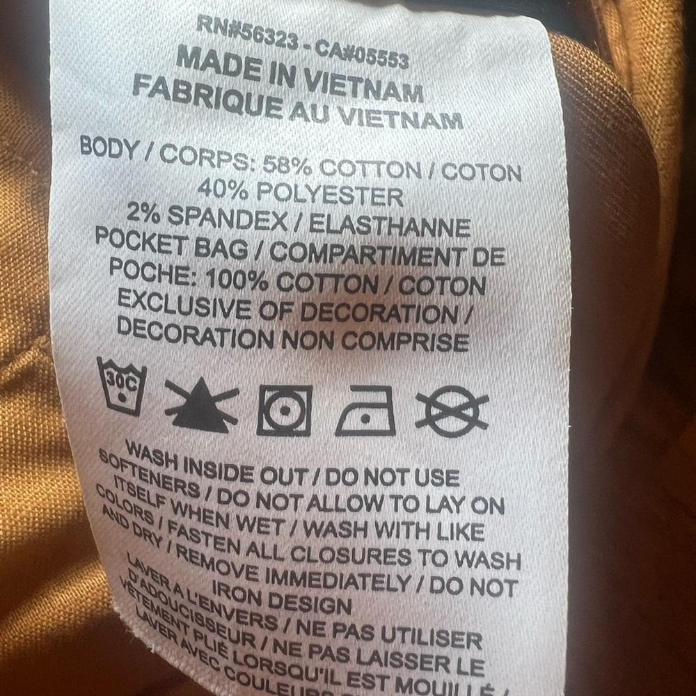 Nike ACG deep mustard color Cargo Pants. Size Large. - Picture 4 of 8